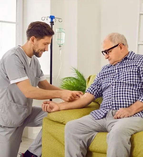 خدمات التمريض المنزلي.. مستشفى متكامل في غرفتك.